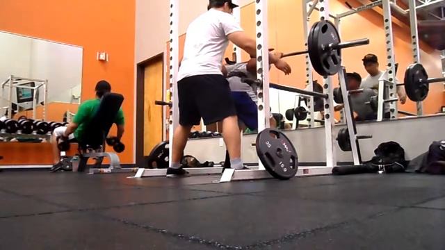 desmond 225 squat смотреть онлайн
