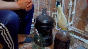 Домашнее вино. Как правильно сливать домашнее вино с осадка!