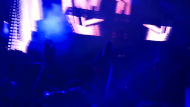 Swedish House Mafia - Resurrection (Future Music Perth 2012) смотреть онлайн