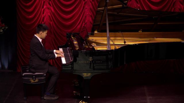 Ethan He - Sonatina in G major 1st movement by Thomas Attwood смотреть онлайн