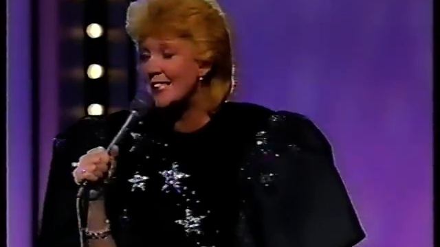 CILLA BLACK Sings  