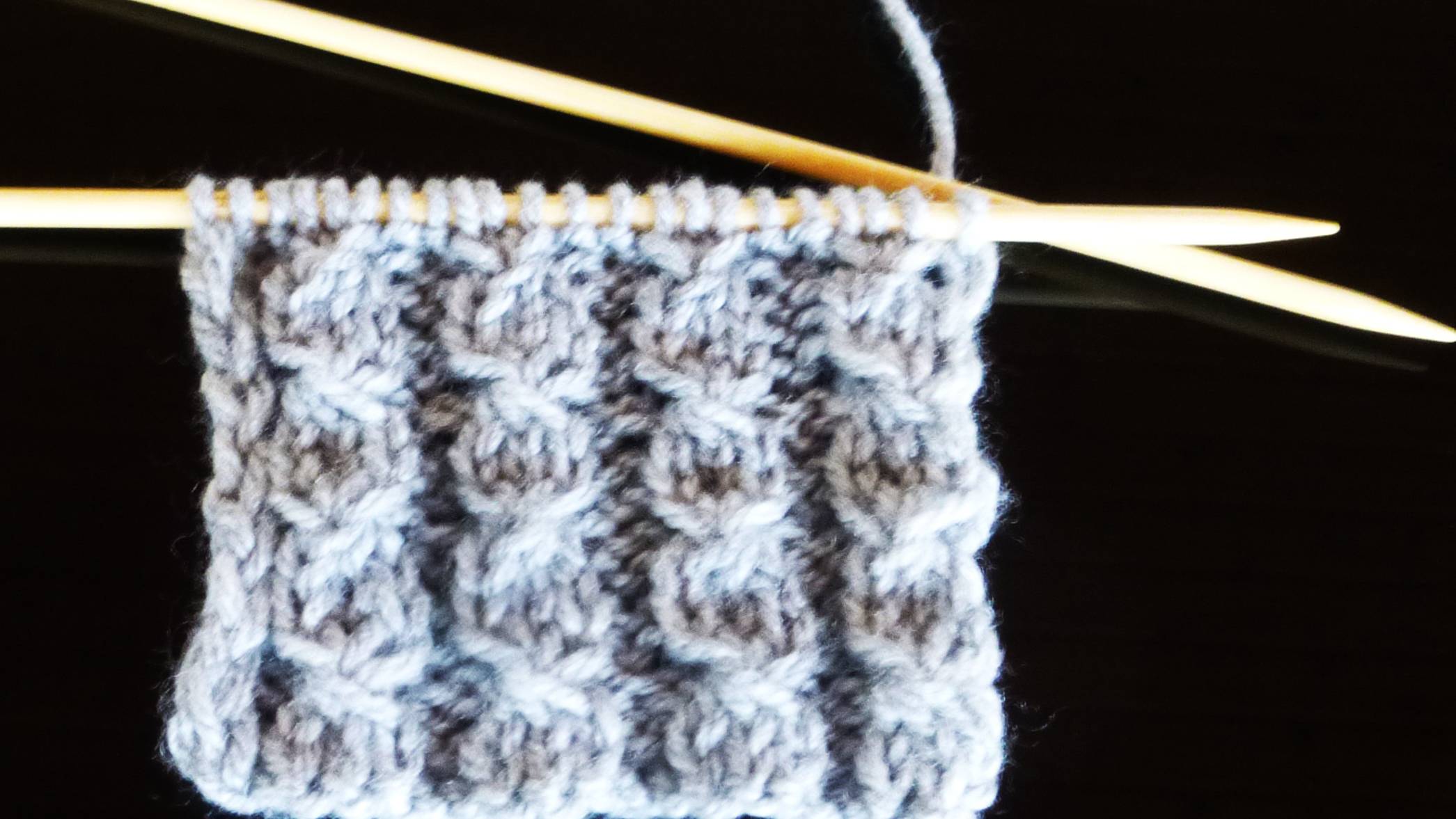 Легкий способ вязания косичек для начинающих / Имитация косичек / Ложные косички 3х2 смотреть онлайн