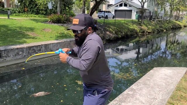 $1 TOY FISHING ROD Catches BIG FISH!!! смотреть онлайн
