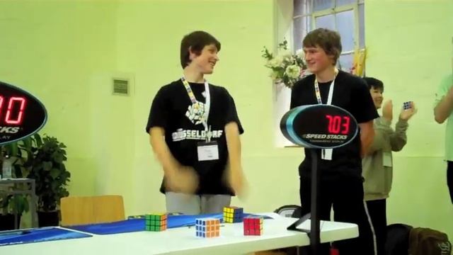 7.03 seconds! New Rubik's Cube World Record that lasted only a few hours. смотреть онлайн
