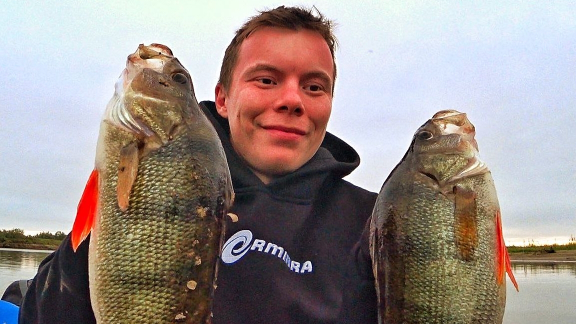 ЭТИ ЛАПТИ РВУТ ЛЕСКУ И ГНУТ КРЮЧКИ!!! НЕВЕРОЯТНАЯ РЫБАЛКА смотреть онлайн