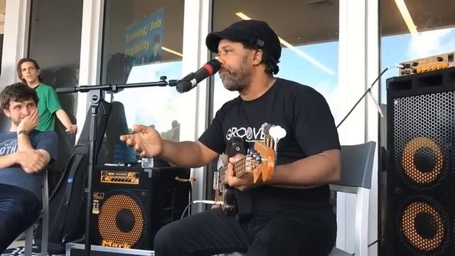Every BASSIST needs to HEAR this - VICTOR WOOTEN смотреть онлайн