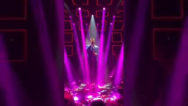 Την πατριδα εχασα -Χολιδης 2019 Live смотреть онлайн