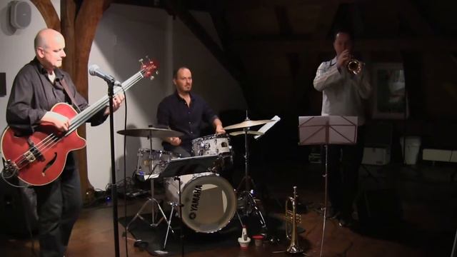 Wolfgang Lackerschmid Connection - Ain't No Sunflower смотреть онлайн