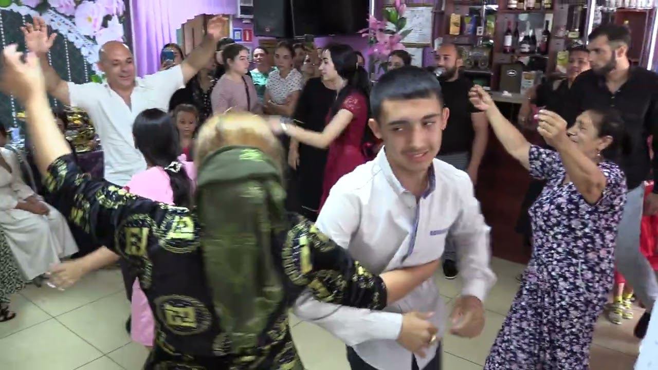 Клип Сватовство Давида и Ляли смотреть онлайн