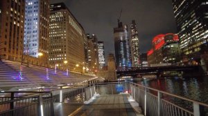 [4K] Chicago River Walk At Night - Binaural City Sounds Virtual Walking Tour 2022