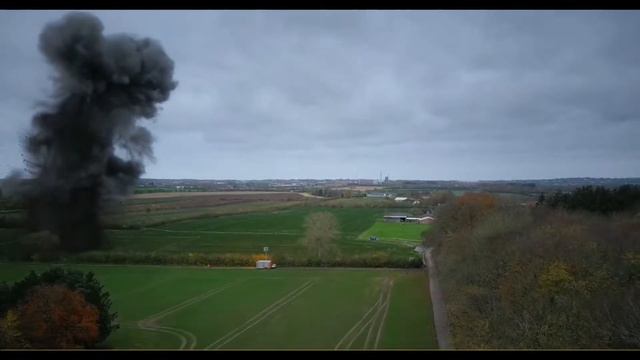 2 British ww2 500kg bombs is blown away смотреть онлайн