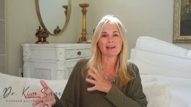 NARCISSISTIC MOTHERS:  THE DAMAGE DONE BY MOMS WITH NARCISSISM