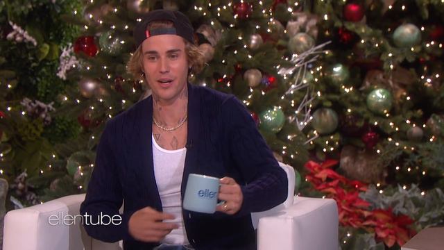 Justin Bieber’s Dangerous Swim in Cold, Cold Water смотреть онлайн