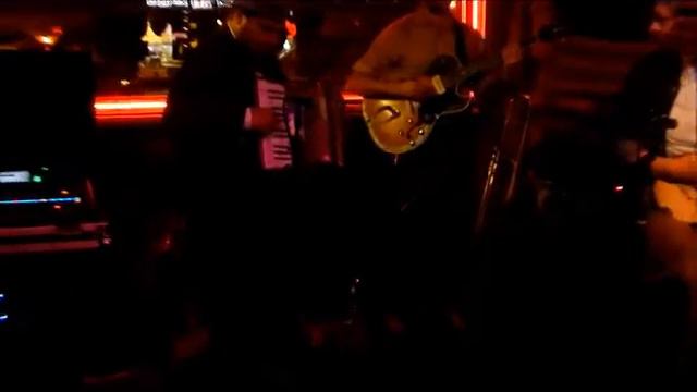 Penny Matches- Millionaire - Live featuring Becky Lynn Blanca смотреть онлайн