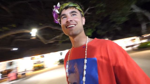 WE GOT TATTOOS IN HAWAII (LAST DAY) смотреть онлайн