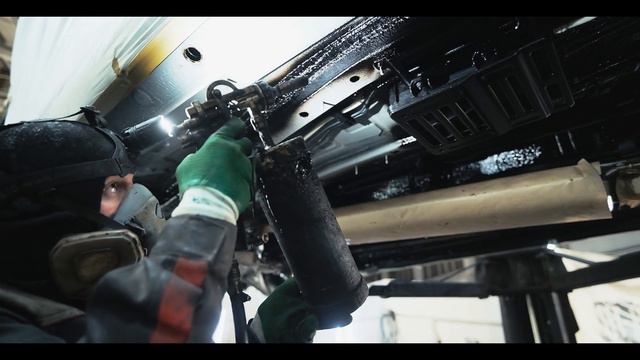 Большой кроссовер Hongqi и антикоррозийная обработка #honggi