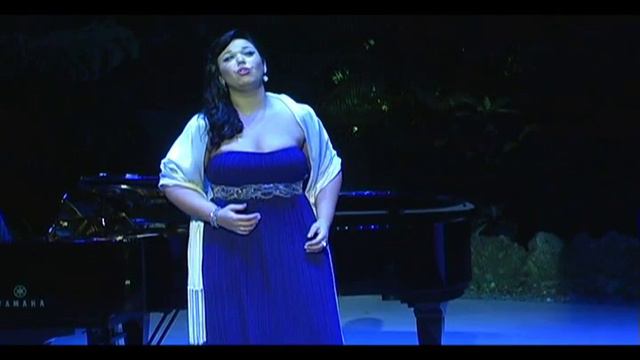 Elaine Alvarez and Elaine Rinaldi perform 'Corazon' by Eduardo Sanchez de Fuentes смотреть онлайн