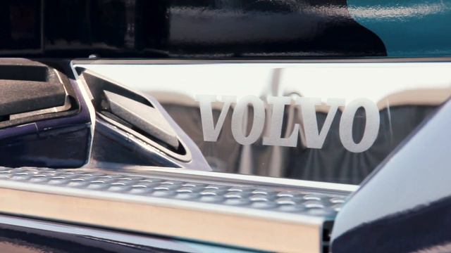 Mafia Minute-Crystal Ball Adventures Volvo VNL смотреть онлайн