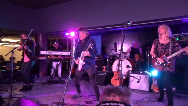 HUMAN TRIBE/ROGER FISHER/INTRO SONG/EMERALD DOWNS 2/17/18 смотреть онлайн