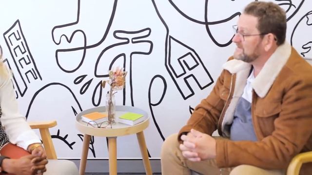 Meet The Trainer - Roy Miller смотреть онлайн