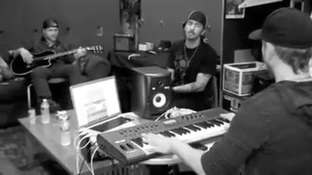 The Good Life/ World So Cold/ Last To Know Acoustic -Three Days Grace