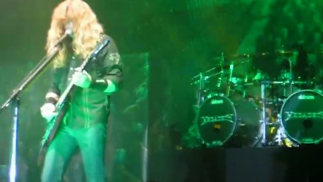 Megadeth - Hangar 18 - Chris Broderick Solo Footage (live@Bamberg, Germany European Carnage 2011) смотреть онлайн