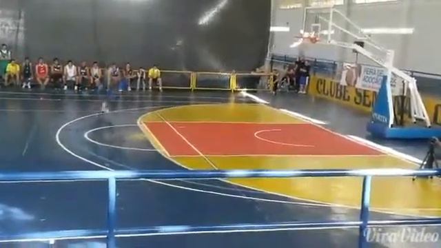 Dunk Anderson Thiago смотреть онлайн