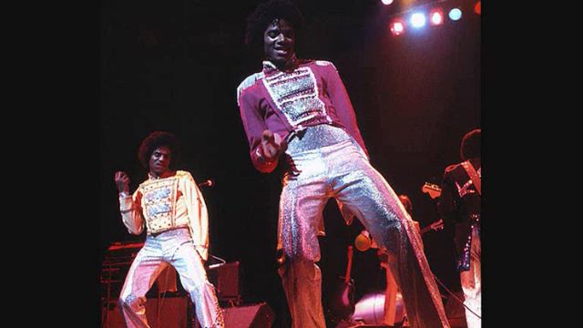 Destiny Tour Amsterdam 'Dancing Machine' 01 смотреть онлайн