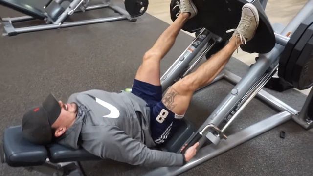 Vlog004: 3 Major Tips for Weight Lifting & Leg Day Workout смотреть онлайн