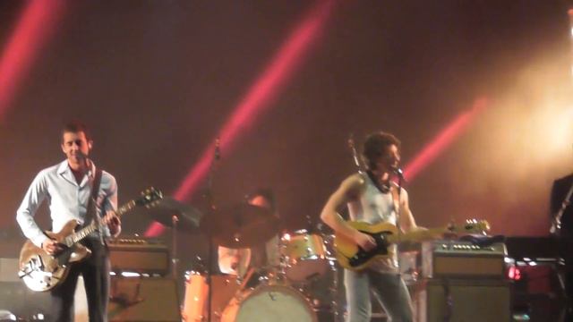 The Last Shadow Puppets - I Want You @ Primavera Sound 2016 (Barcelona) смотреть онлайн
