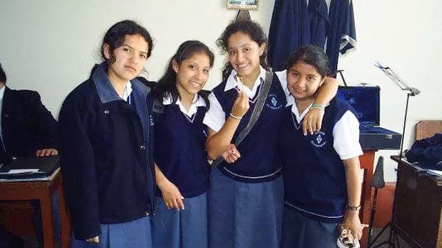 VIDEO HOMENAJE RICARDO ÁVILA- BANDA DE EXALUMNAS SVP смотреть онлайн