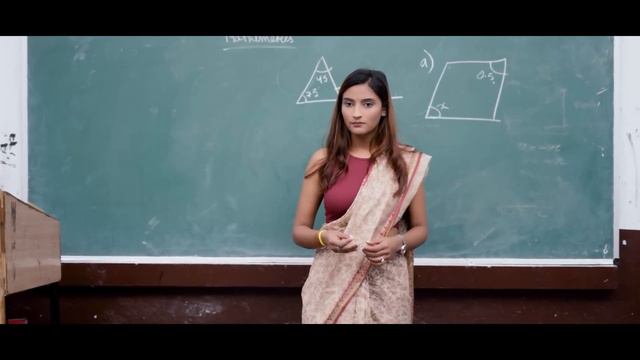 PERIODS IN SCHOOL | Fancy Nancy смотреть онлайн