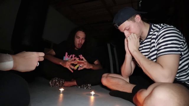 LAST PERSON TO LEAVE HAUNTED BASEMENT WINS 5000$ CASH! *SCARY* смотреть онлайн