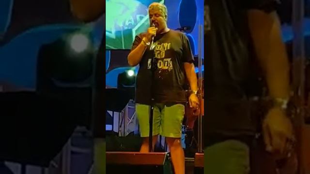 Karaoke Creep - Radiohead City Walk Universal Studios смотреть онлайн