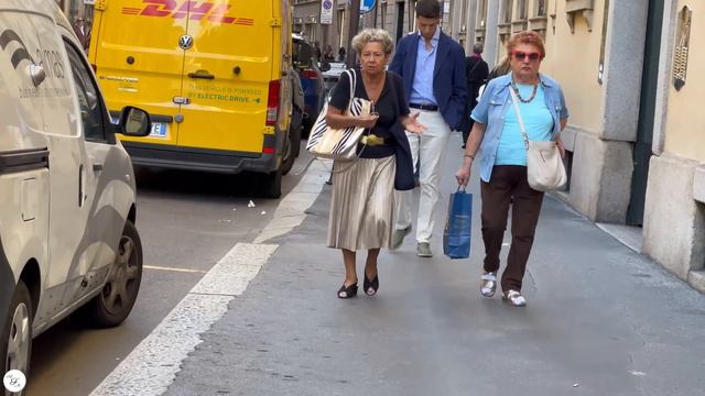 🇮🇹 Last Day Milan Fashion Week - Sept. 25, 2023 - 4K - What Do People Wear In The Streets #vogue смотреть онлайн