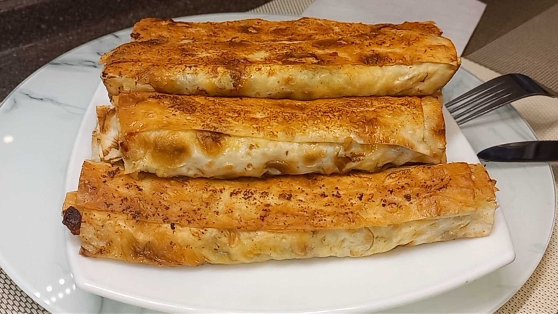 Супер идея из лаваша на завтрак или перекус! Вкусняшка из лаваша за считанные минуты! смотреть онлайн