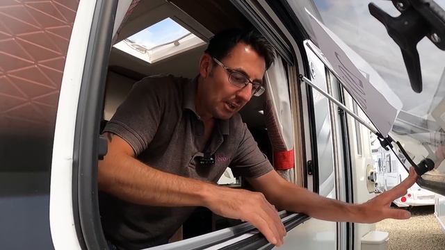 SHOCK FOR THE CARAVAN MARKET смотреть онлайн