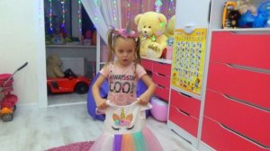 Маргарита и Лера встречают Деда Мороза часть