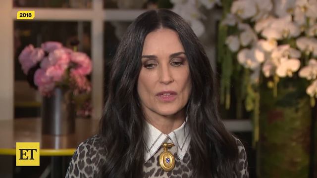 Demi Moore Makes RARE Appearance With All Three Daughters at Oscars Party смотреть онлайн