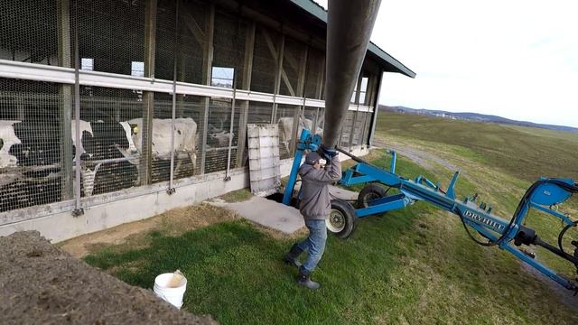 Finishing Manure Hauling 2019 | How I Spend Black Friday смотреть онлайн