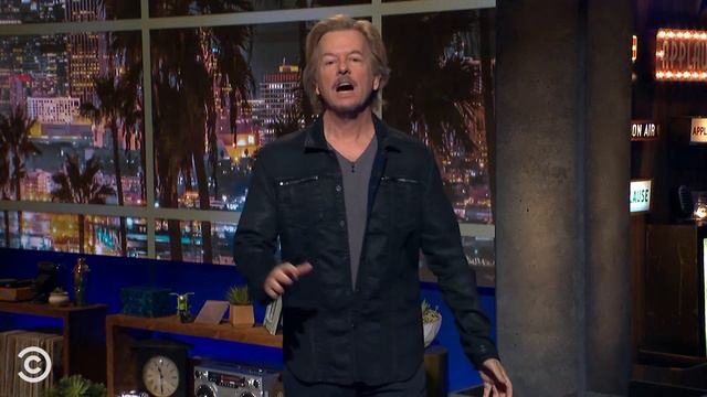 The Roastmaster General Gets Roasted (feat. Jeff Ross) - Lights Out with David Spade смотреть онлайн