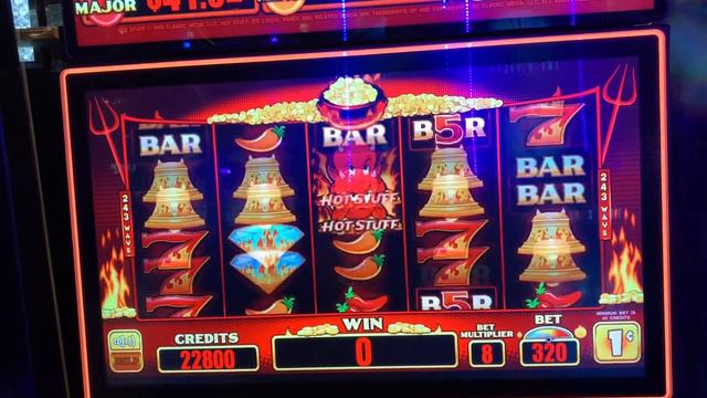 It happened again❗️I’m so glad I didn’t leave! Big wins on Smokin Hot Stuff Wicked Wheel смотреть онлайн