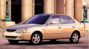 Вода под пассажирском ковриком на HYUNDAI Accent Тагаз. Проблема решена.