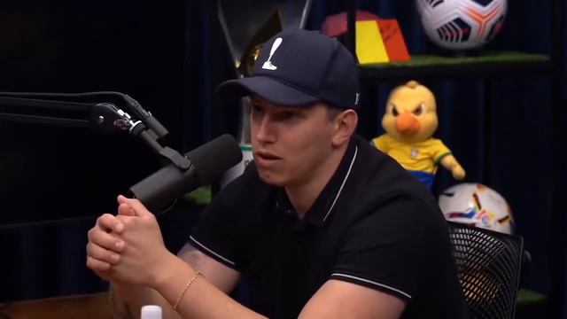 JAKSON FOLLMANN FALA SOBRE O QUE PENSOU FAZER DEPOIS DO ACIDENTE. смотреть онлайн