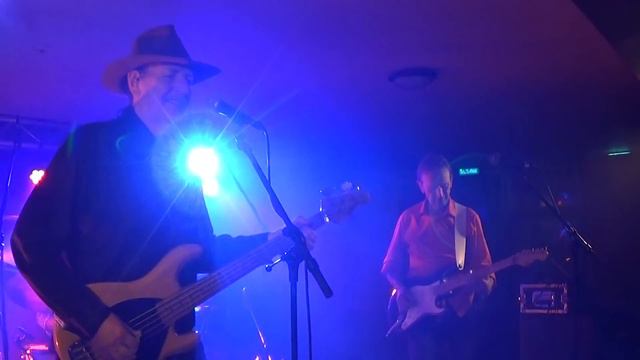 Old Ni-js met gastmuzikant Paultjen Kemper - Noar 't café - Heezen, zundag 25-11-18 смотреть онлайн