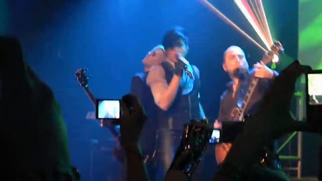 adam lambert "sure fire winners" on Debaser medis смотреть онлайн