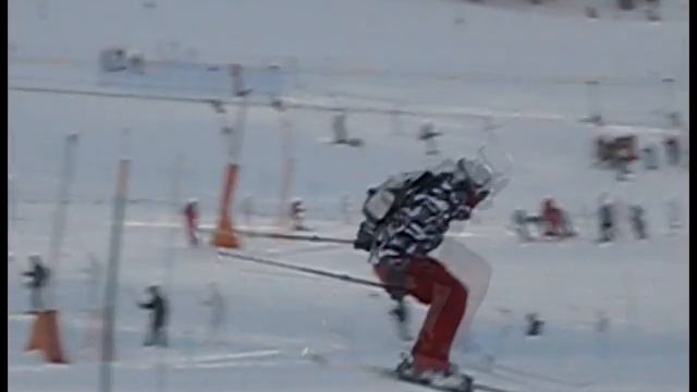 me (George Gliddon) Grab Snowpark Sestriere 2010 смотреть онлайн