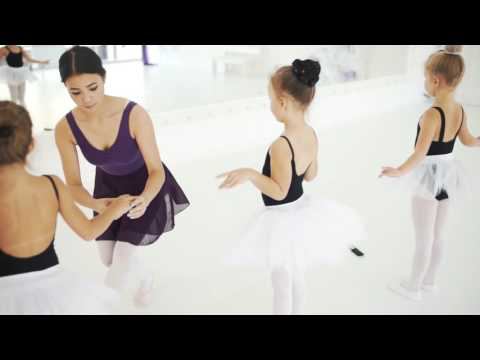 Детская балетная школа Lil ballerine смотреть онлайн