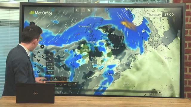 Deep Dive 14/03/2023 – Cold, warm, snow, ice, rain, wind, sunshine – Met Office Weather Forecast смотреть онлайн
