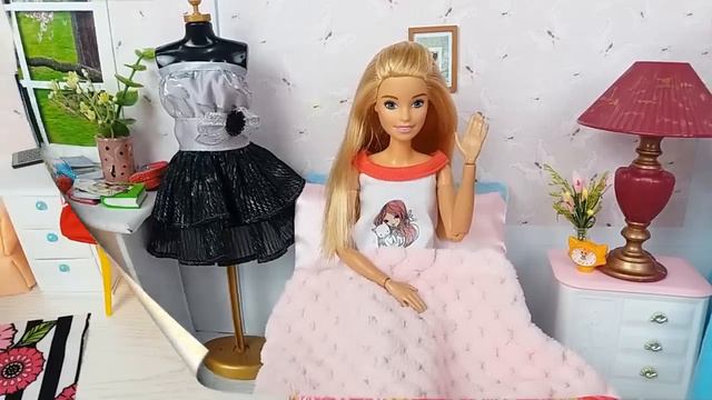 Barbie Doll School Evening Routine With Bedtime Story For Kids смотреть онлайн